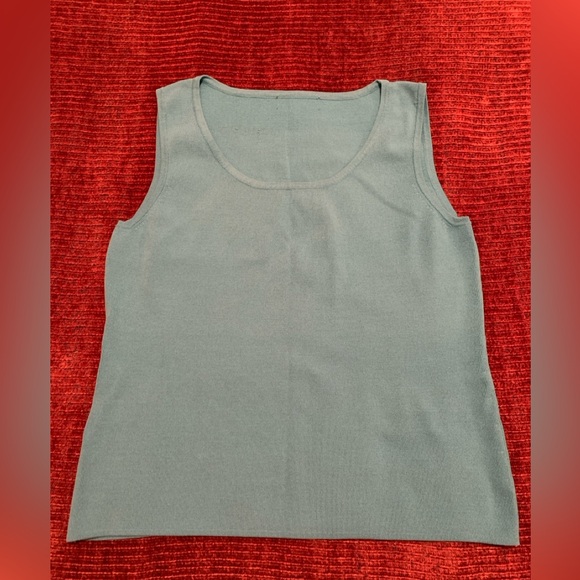 Turquoise Sleeveless Top - Picture 14 of 14